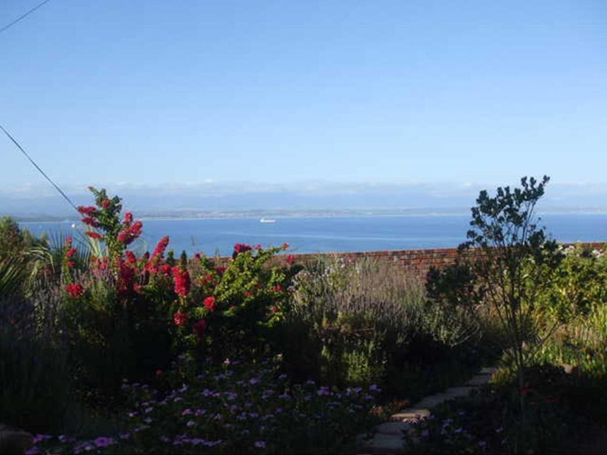Appartement Bienvenue Self Catering à Mossel Bay Extérieur photo